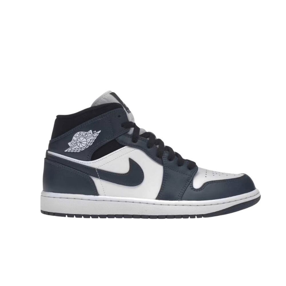 NIKE Air Jordan 1 Mid 'Armory Navy' Sneakers Size 9
